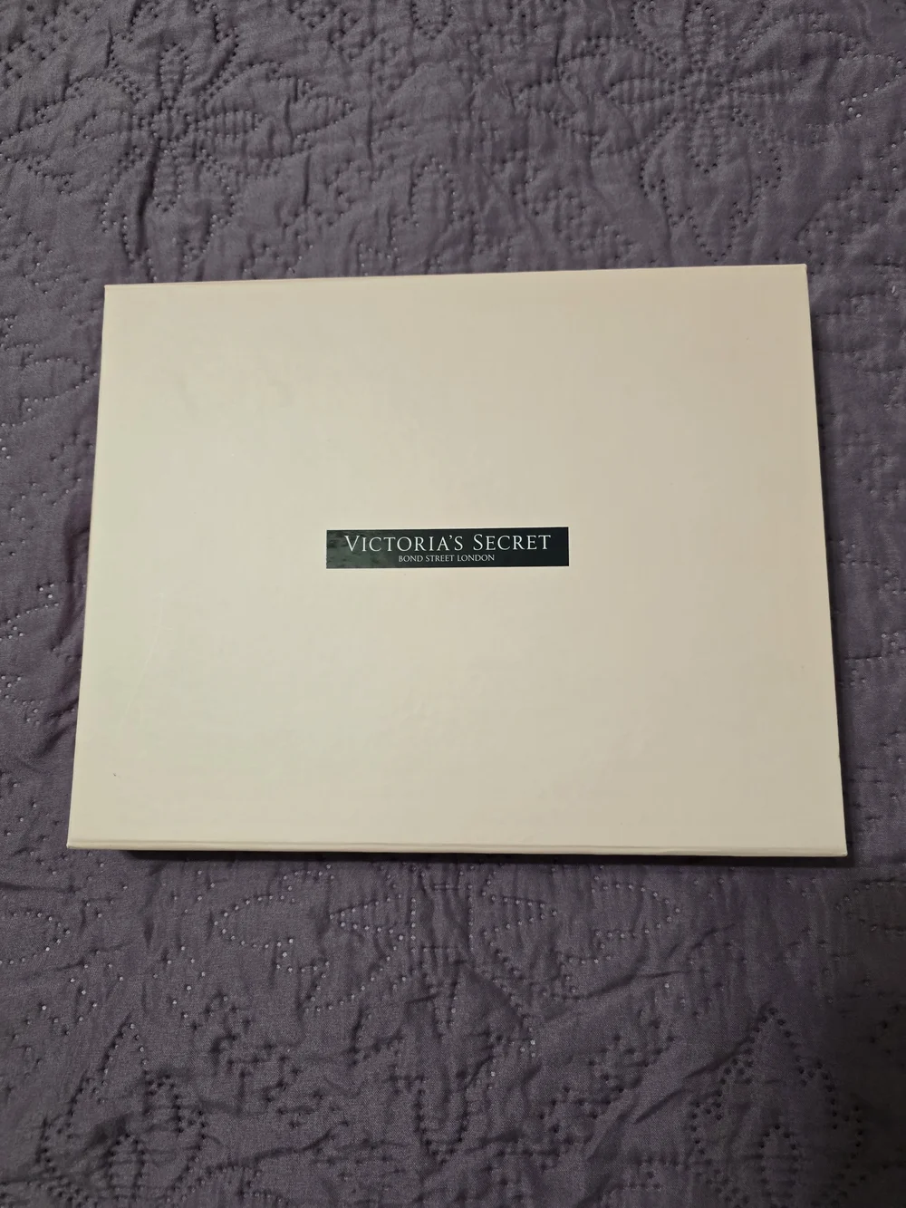 Victoria's Secret VS Black and White Polka Dot Sleep Mask and Pillowcase Set